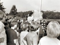 Donald Viens (Morgan's Rifles 1976) demonstrating rifle